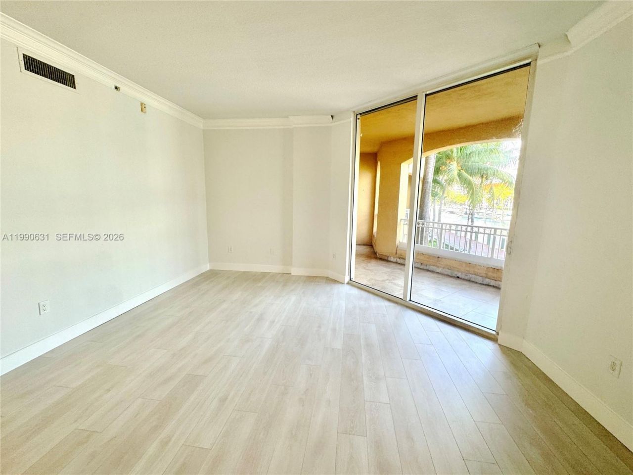 3001 NE 185th St, Unit 213, Aventura, FL 33180 Photo