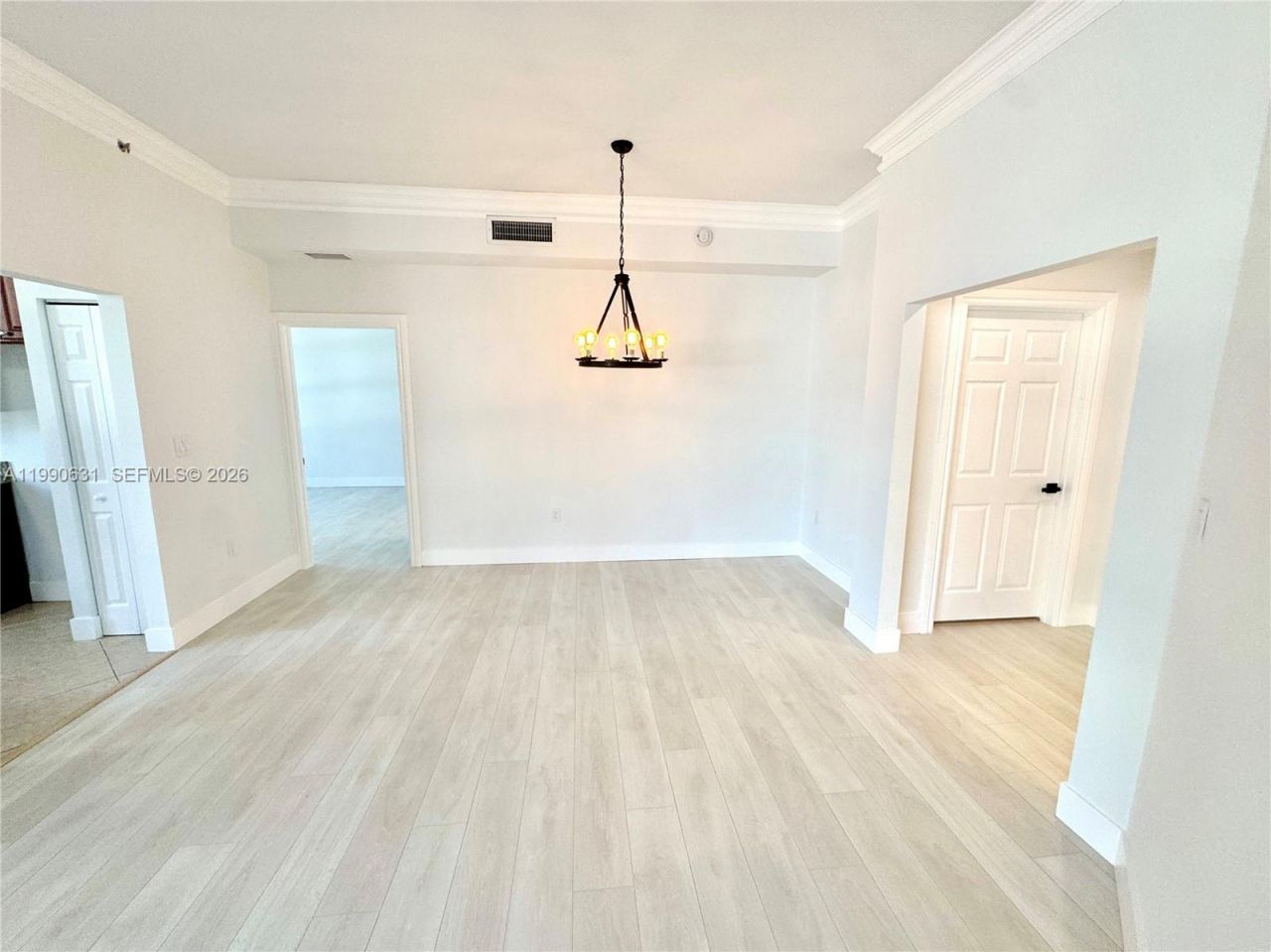 3001 NE 185th St, Unit 213, Aventura, FL 33180 Photo