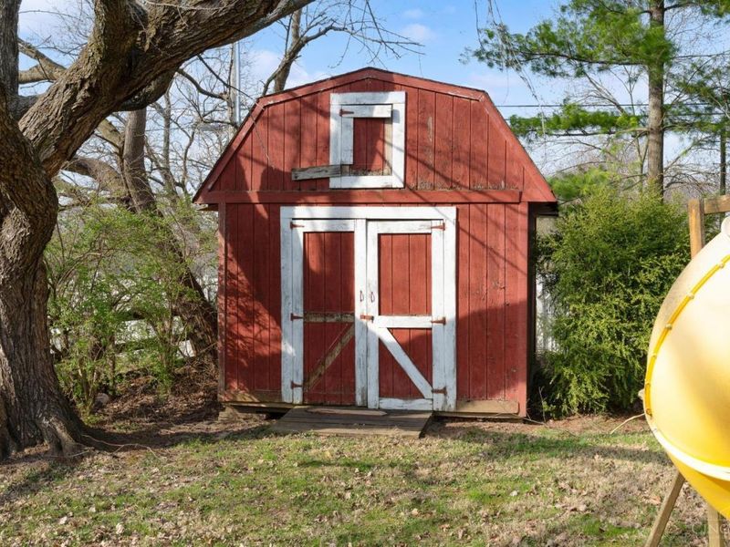 345 Virginia Circle, Wilmington, OH 45133 Photo 8