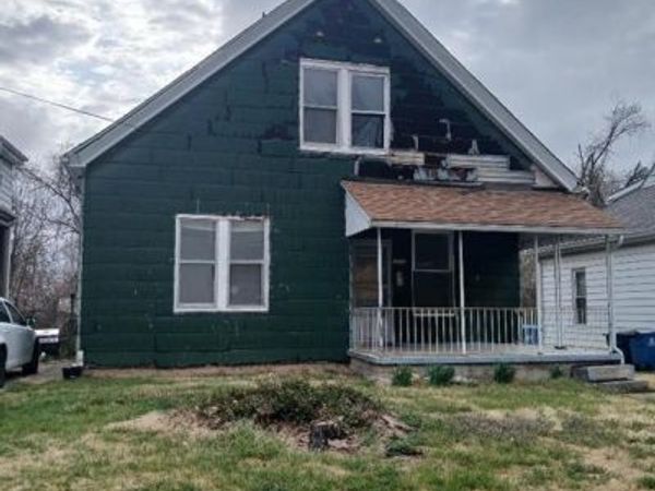 1213 Diamond Street , Alton, IL 62002