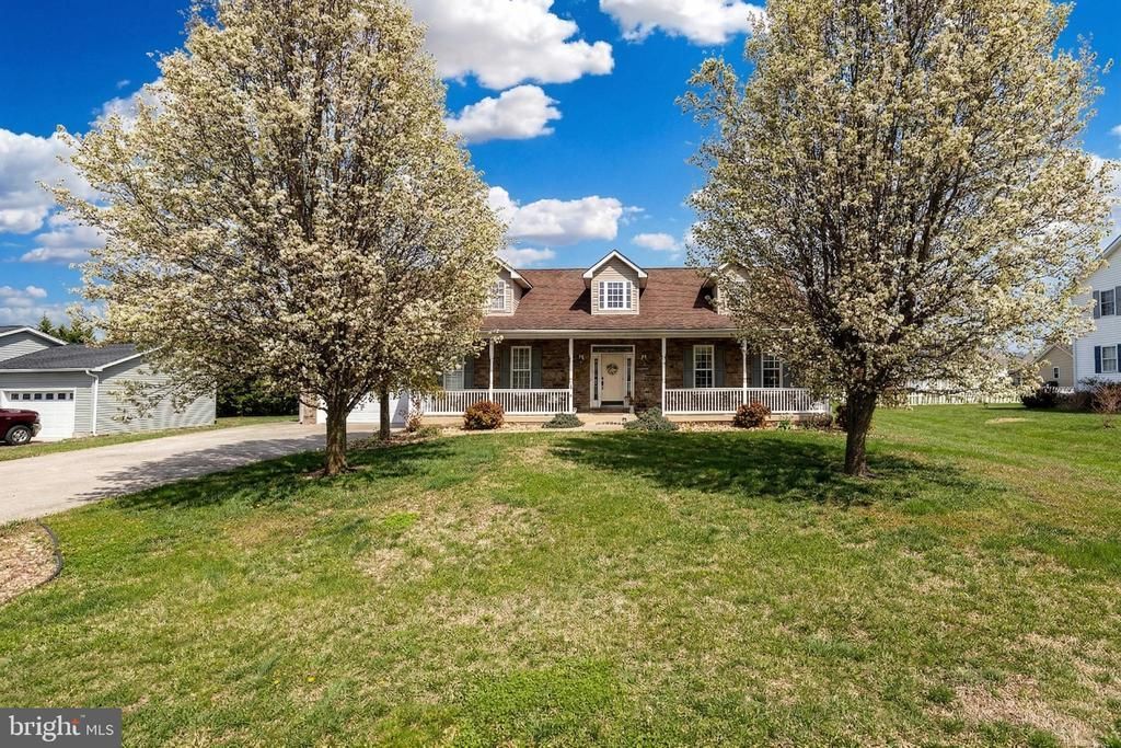 154 W Wanda Street, Stanley, VA 22851 Main Photo