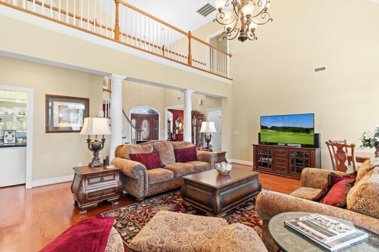 1077 Links Rd. Photo 13