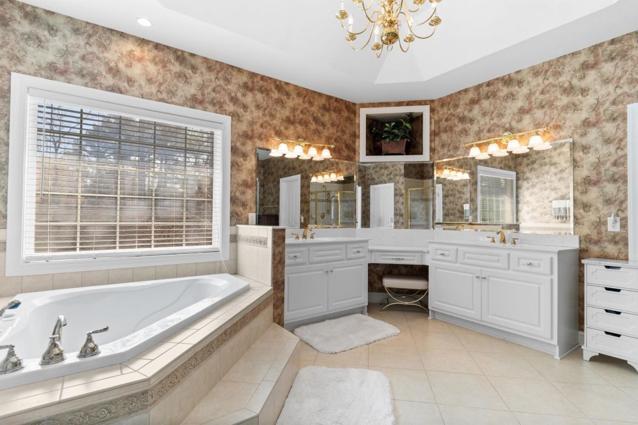 1077 Links Rd. Photo 21