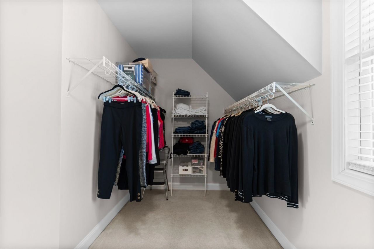 1077 Links Rd. Photo 23