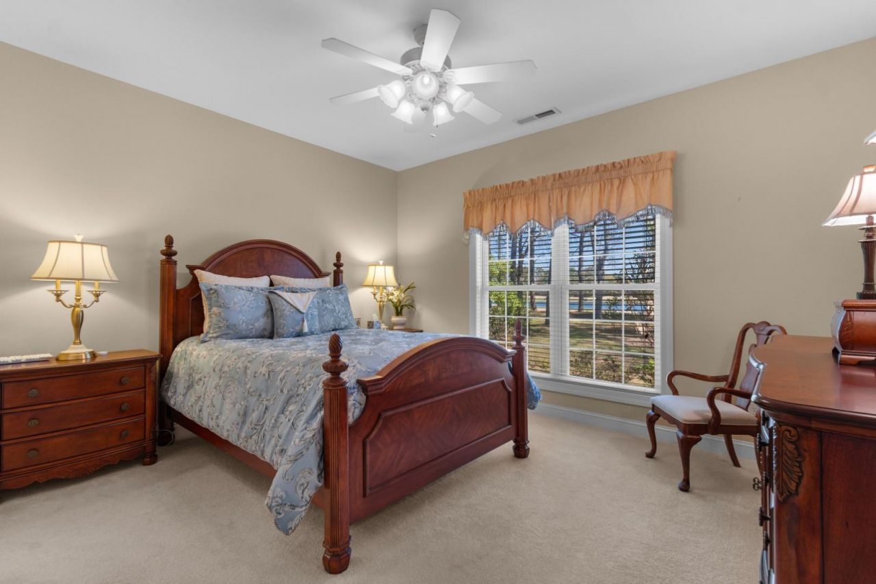 1077 Links Rd. Photo 24