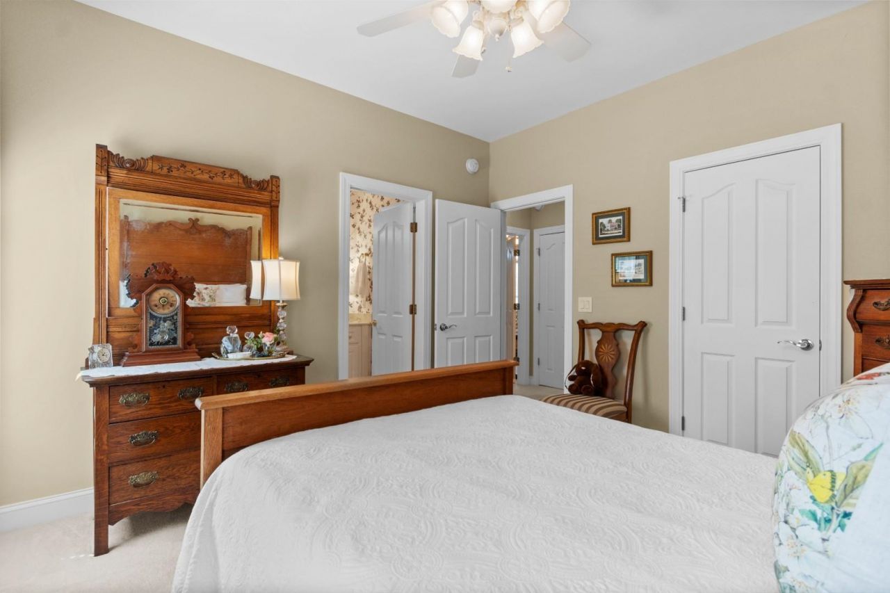 1077 Links Rd. Photo 28