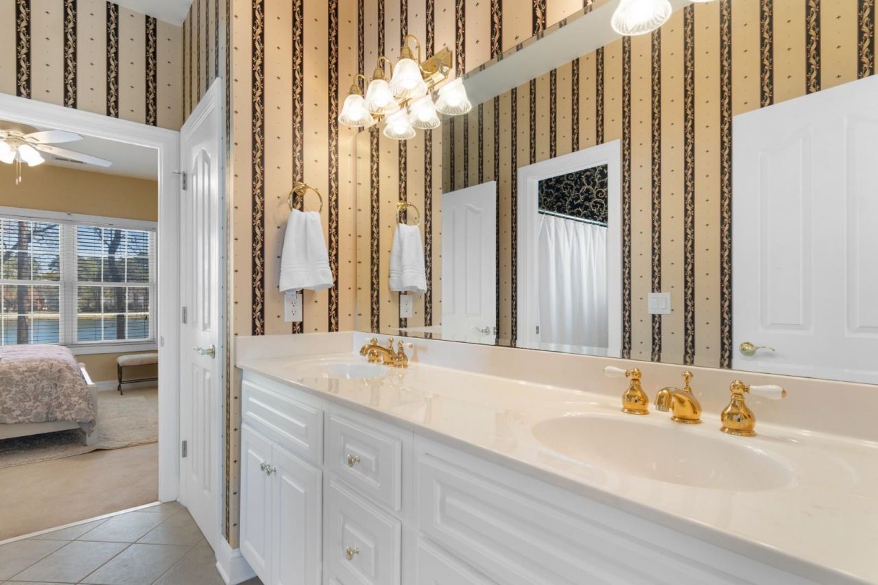 1077 Links Rd. Photo 32