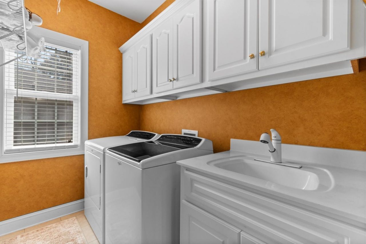 1077 Links Rd. Photo 37