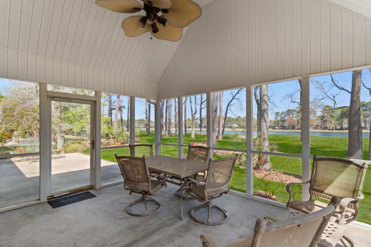 1077 Links Rd. Photo 38