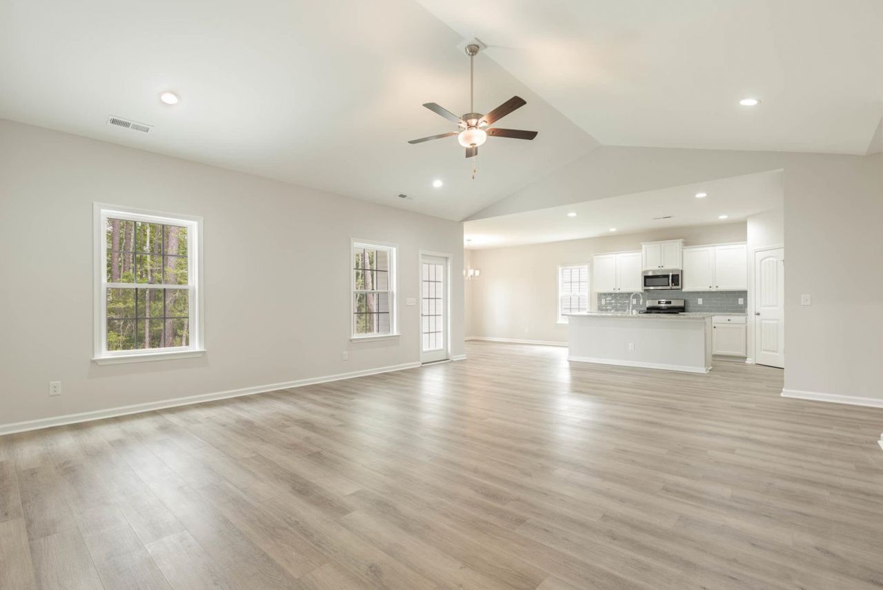 6800 Highway 1124 Photo 4
