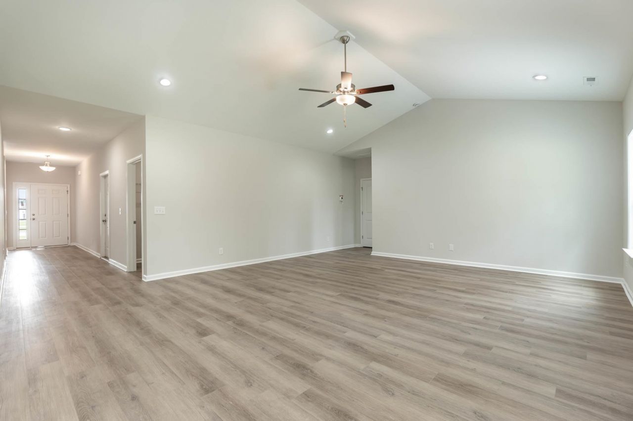 6800 Highway 1124 Photo 6