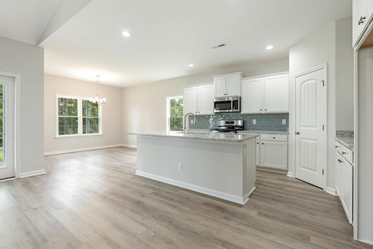 6800 Highway 1124 Photo 8