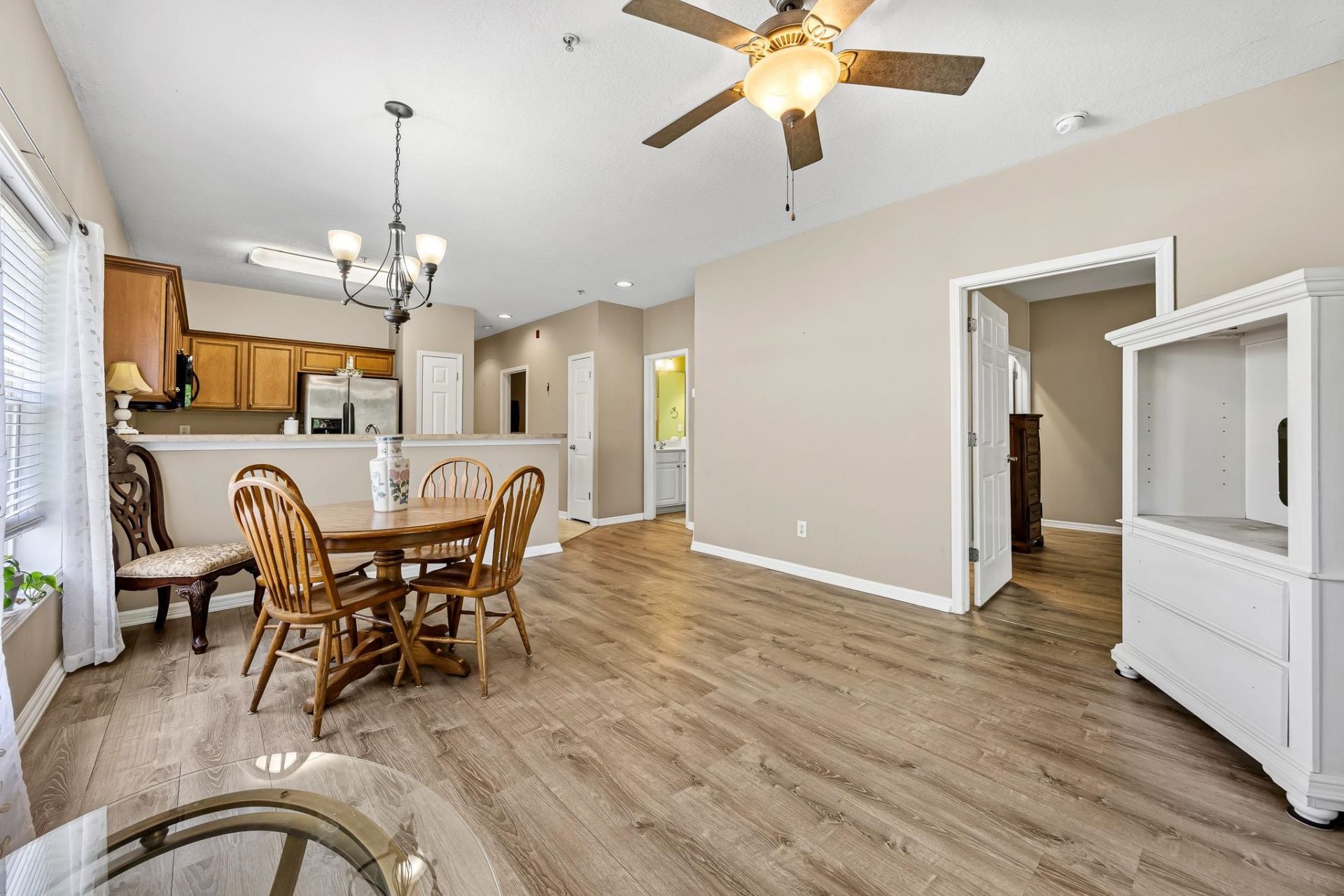 4104 Pinehurst Circle Photo 10