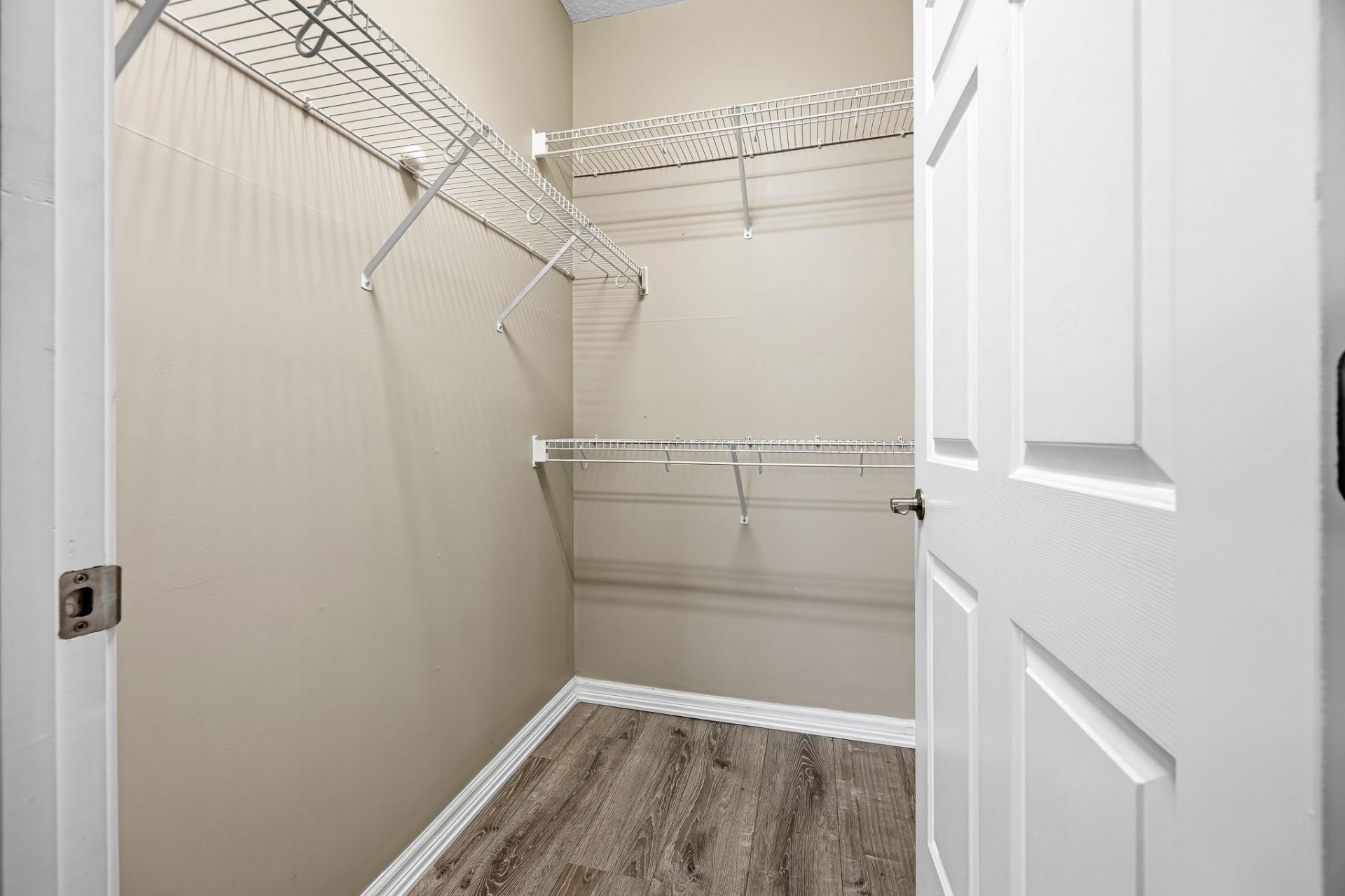 4104 Pinehurst Circle Photo 15