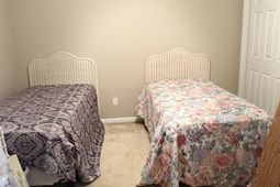 4104 Pinehurst Circle photo 4