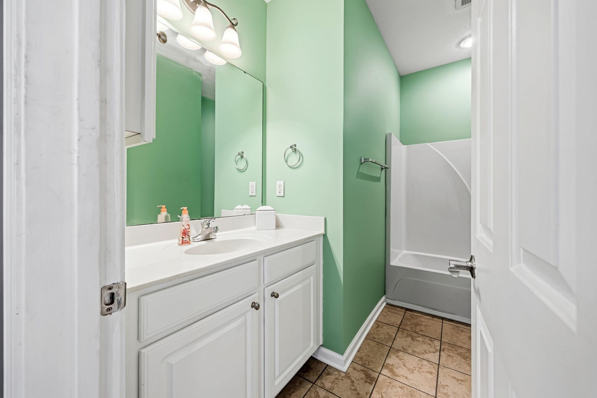 4104 Pinehurst Circle Photo 20