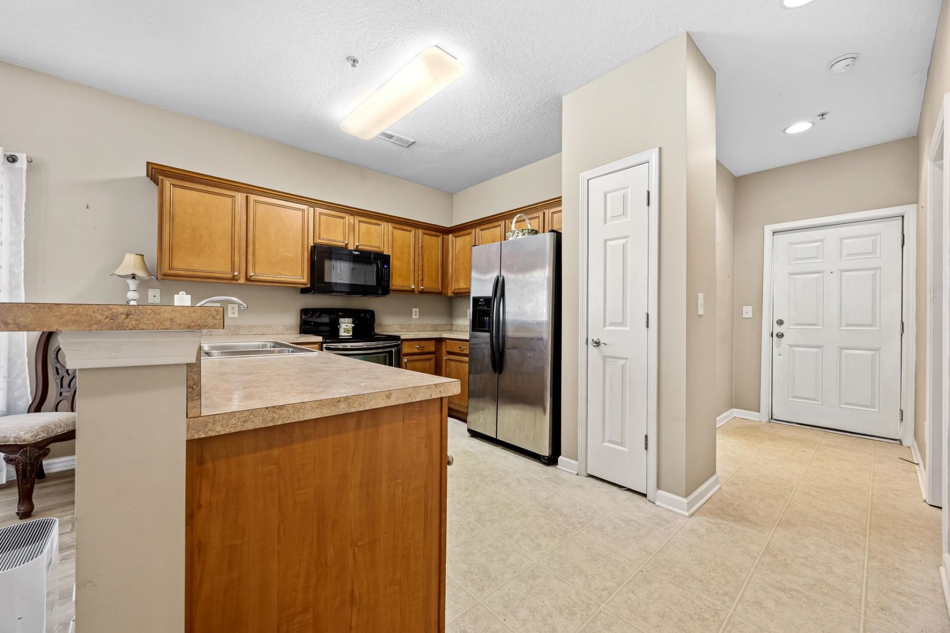 4104 Pinehurst Circle Photo 3