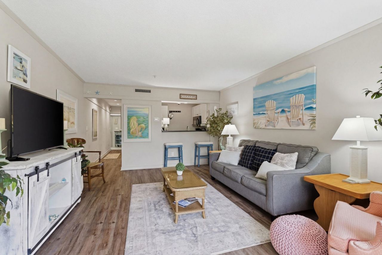 415 Ocean Creek Dr.  Photo 15