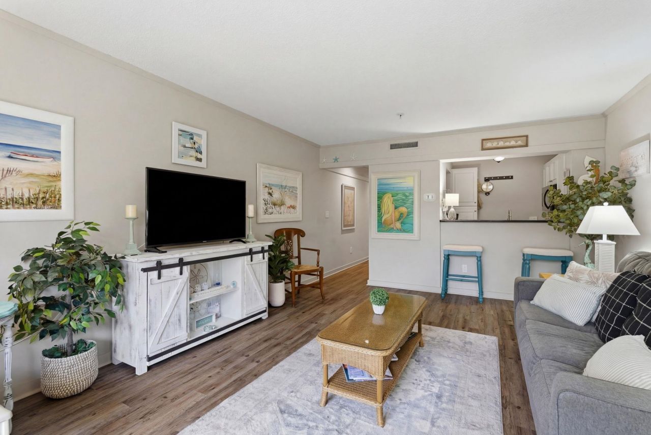 415 Ocean Creek Dr.  Photo 16