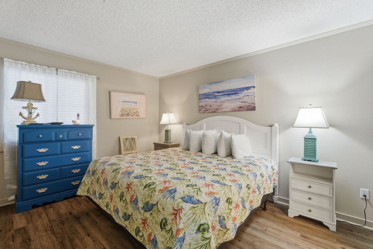 415 Ocean Creek Dr.  Photo 19