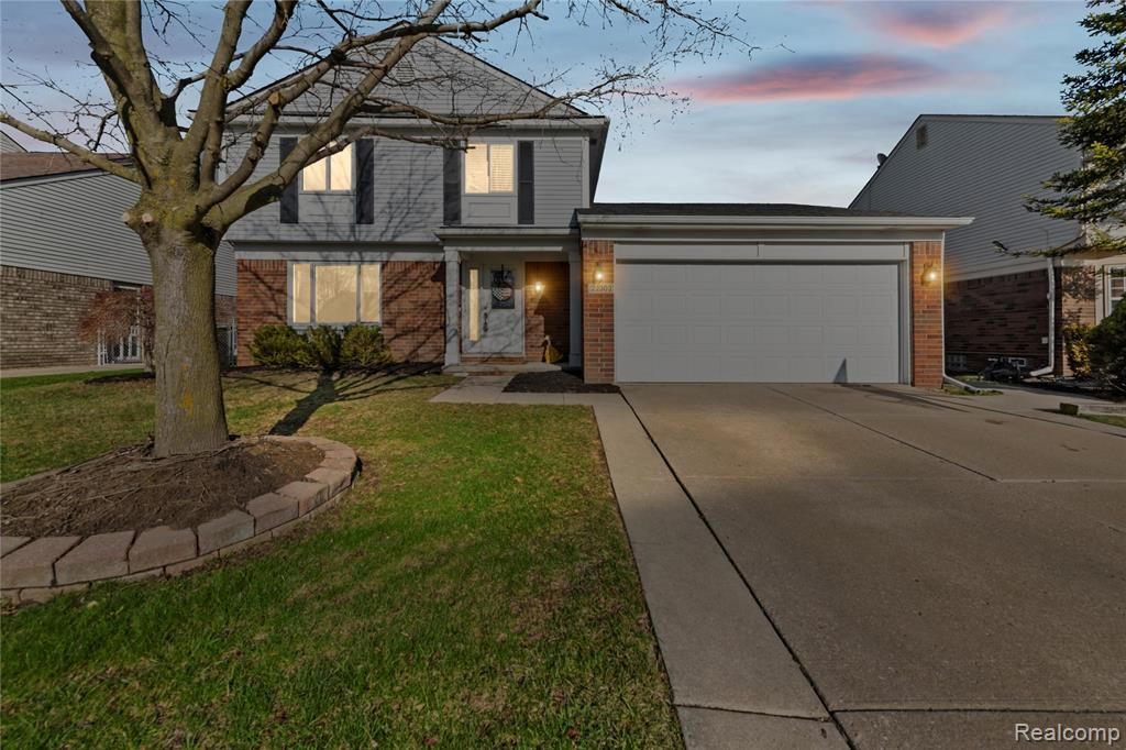 22303 Knollwood Drive, Brownstown Township, MI 48134 Main Photo