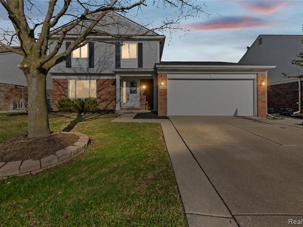 22303 Knollwood Drive, Brownstown Twp, MI 48134