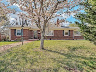 2718 Wilshire AVE SW, Roanoke, VA 24015