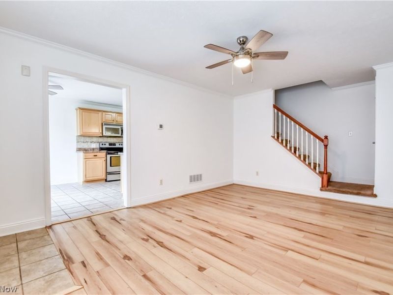 5542 Bretton Court, Unit A, Willoughby, OH 44094 Photo 3