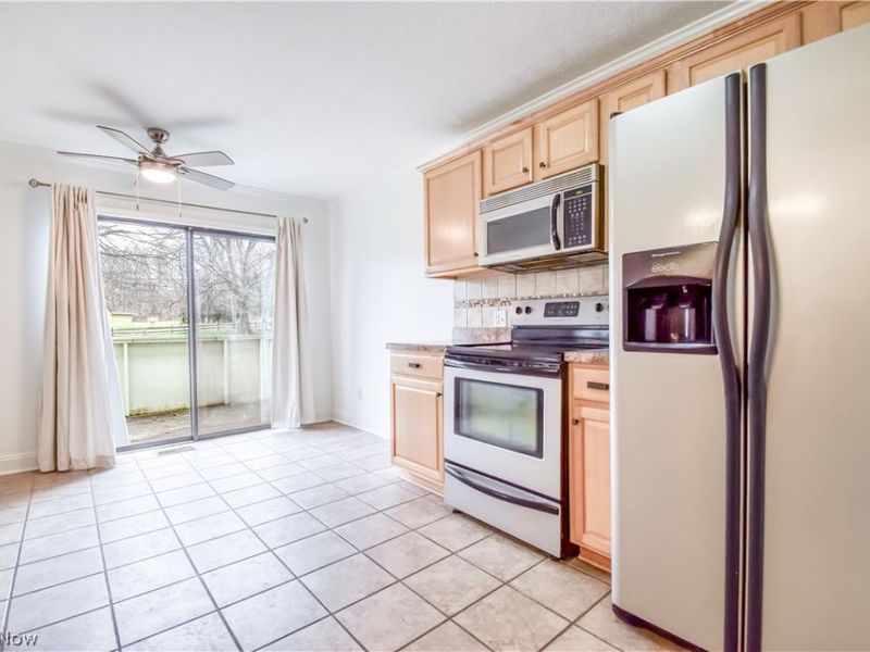 5542 Bretton Court, Unit A, Willoughby, OH 44094 Photo 8