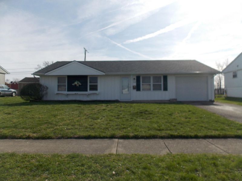 752 Hedwick Street, New Carlisle, OH 45344 Photo 2