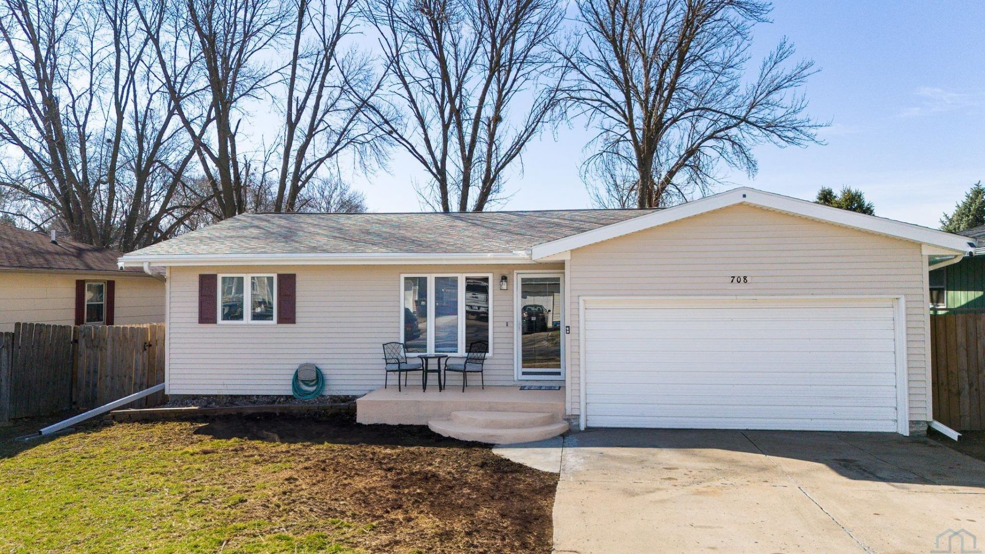 708 E 15, South Sioux City, NE 68776 Main Photo