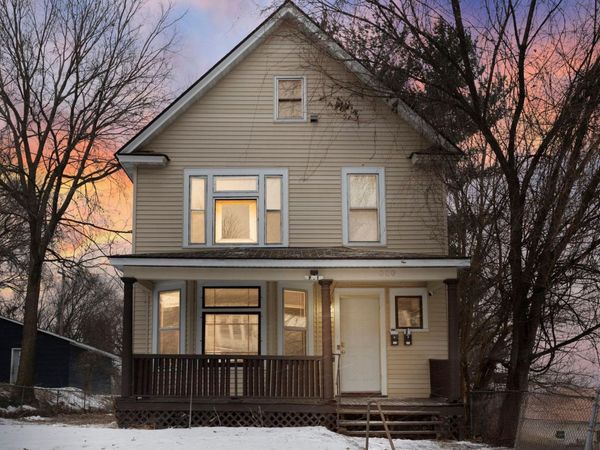 680 Lawson Avenue E, Saint Paul, MN 55106