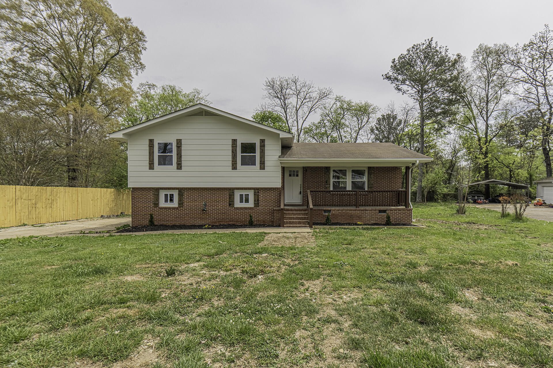 13 Edgewood Circle, Fort Oglethorpe, GA 30742 Main Photo