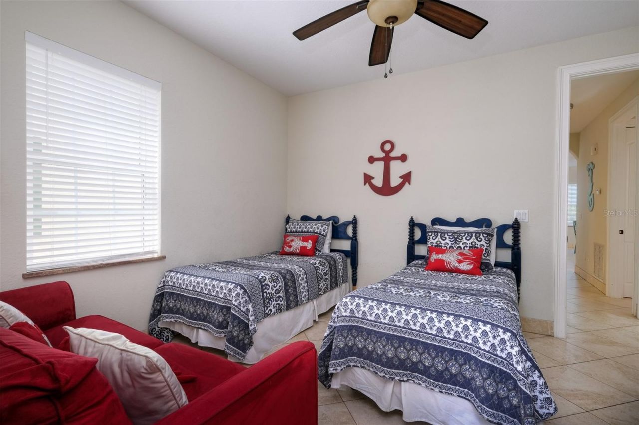 4118 5th Avenue, Holmes Beach, FL 34217 Photo