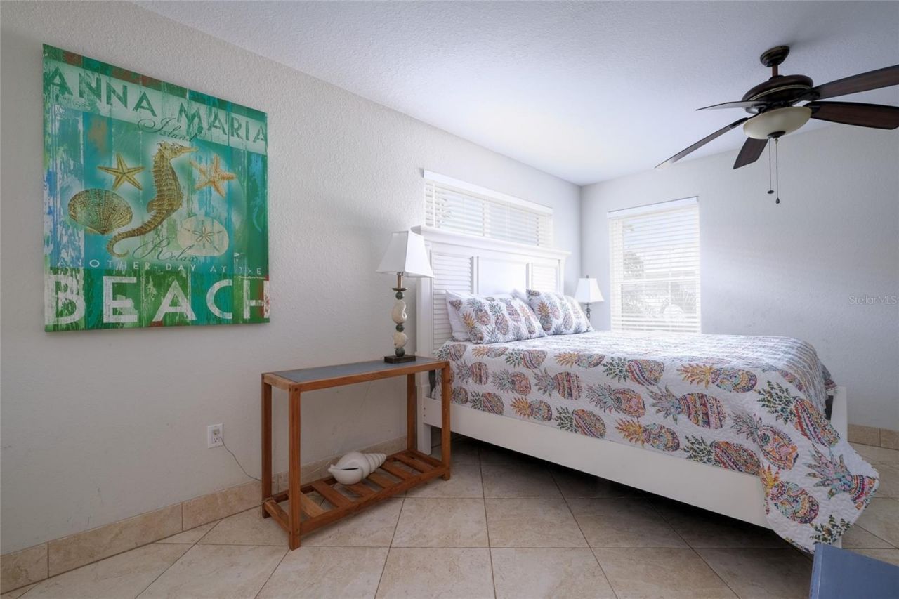 4118 5th Avenue, Holmes Beach, FL 34217 Photo