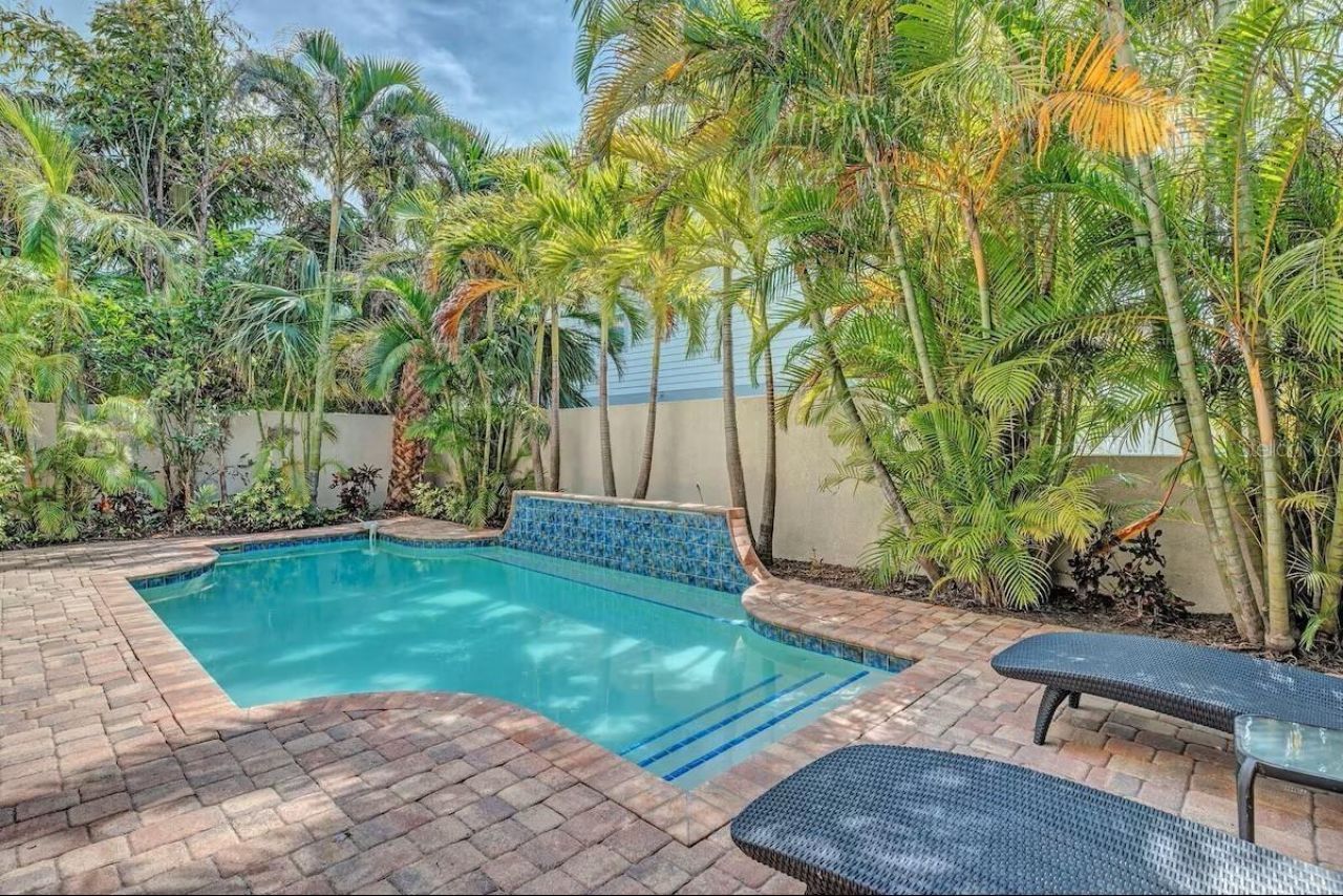 4118 5th Avenue, Holmes Beach, FL 34217 Photo