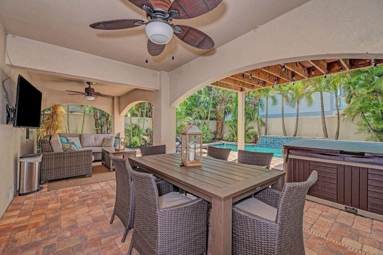 4118 5th Avenue, Holmes Beach, FL 34217 Photo