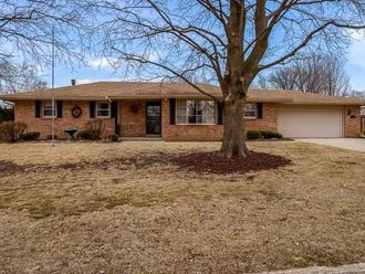 1110 Roxbury Close Rockford, IL 61107