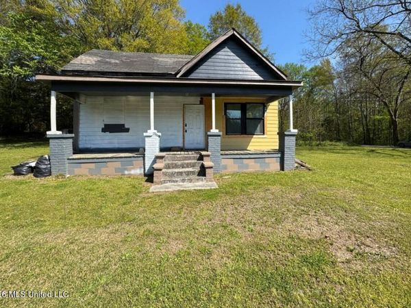 1904 10th Avenue, Meridian, MS 39301