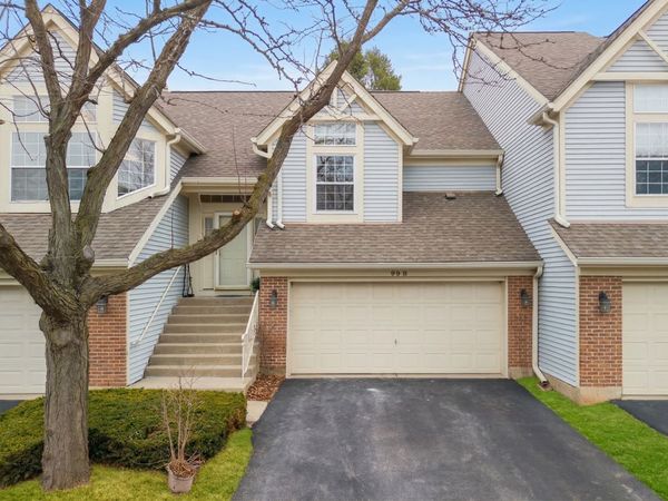 99 Ione Drive , Unit B, South Elgin, IL 60177