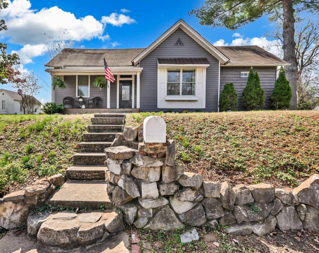 1022 Clark St, Clarksville, TN 37040 Main Photo