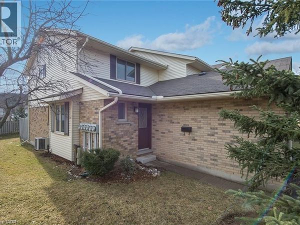 375 KINGSCOURT Drive , Unit 19, Waterloo, ON N2K3N7