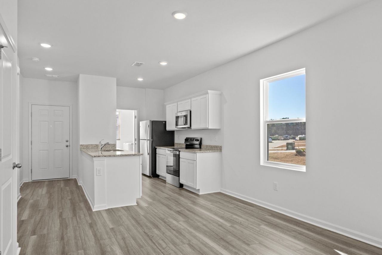 724 Huelva St Photo 15