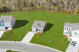 724 Huelva St photo 4