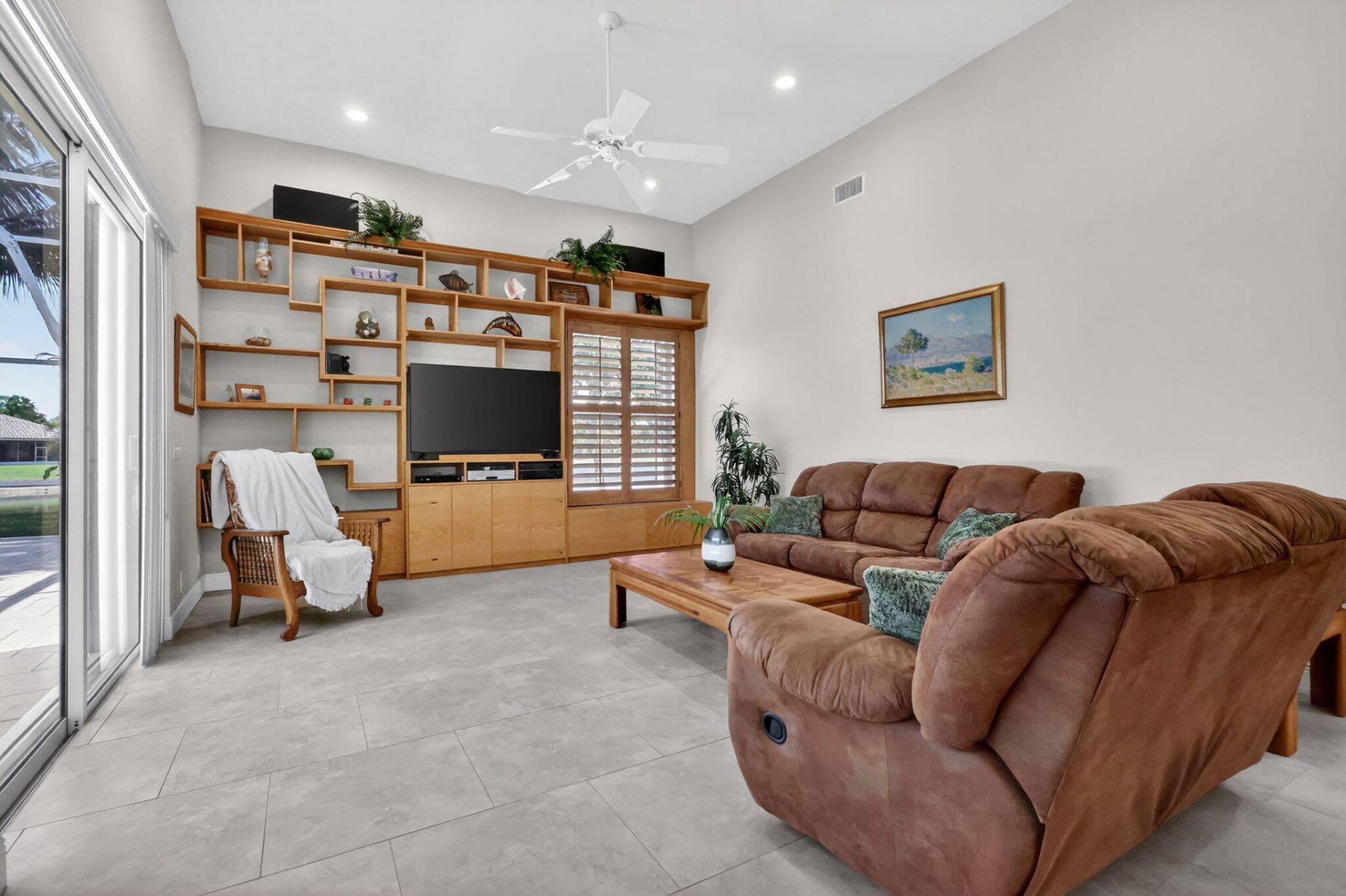 9239 Emily Circle, Lake Worth, FL 33467 Photo