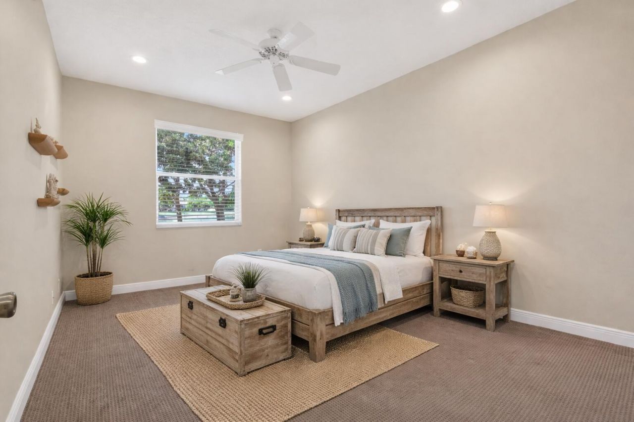 9239 Emily Circle, Lake Worth, FL 33467 Photo