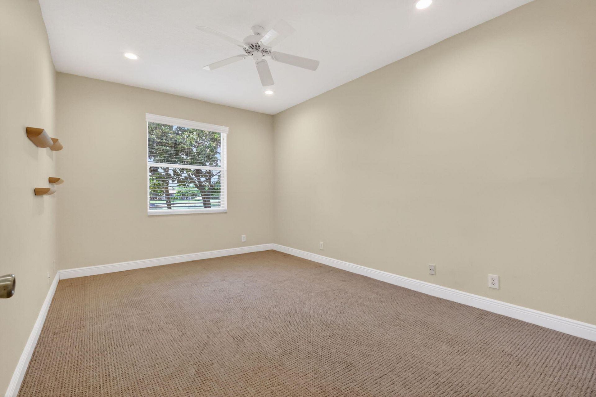 9239 Emily Circle, Lake Worth, FL 33467 Photo