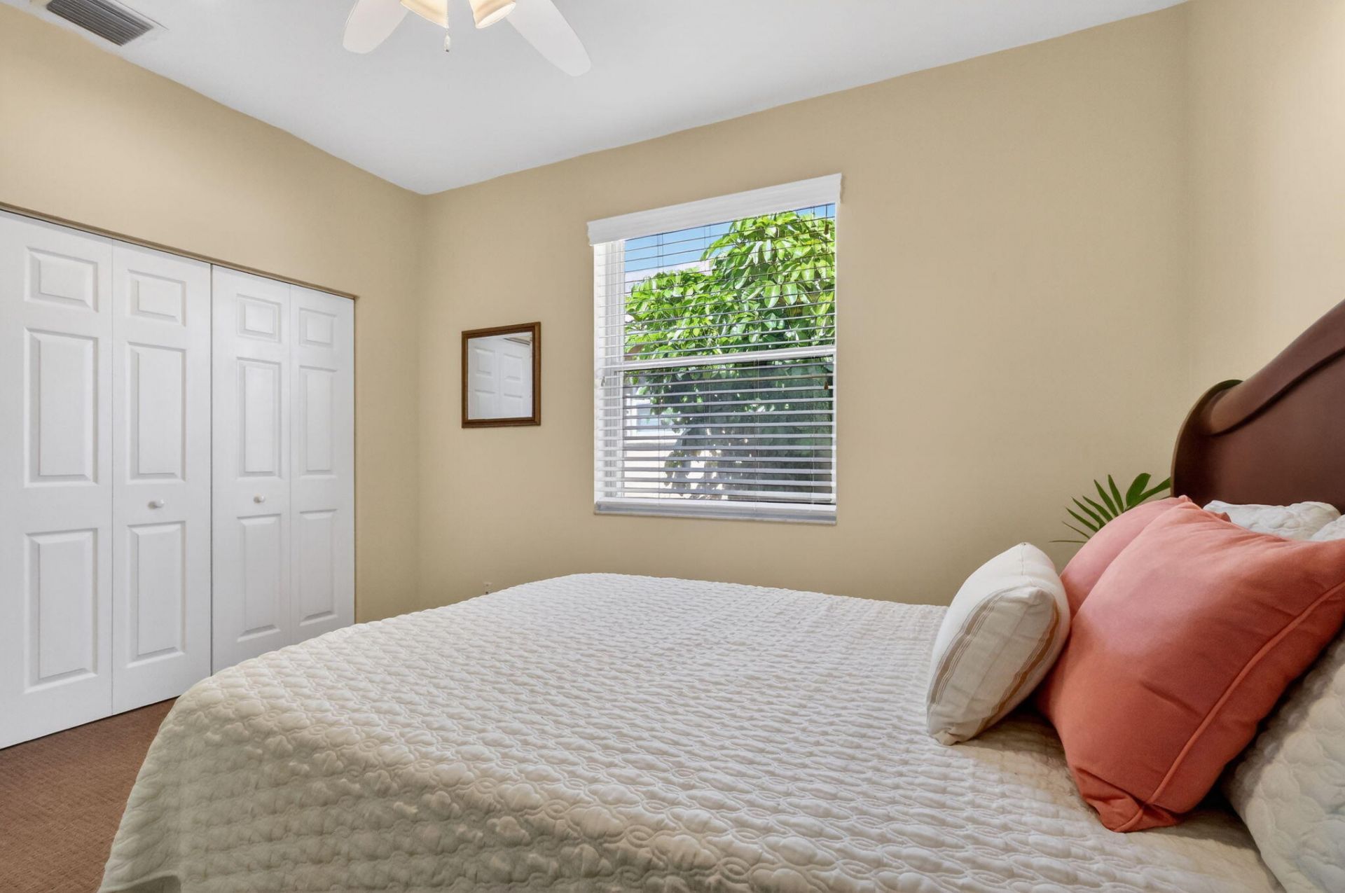 9239 Emily Circle, Lake Worth, FL 33467 Photo