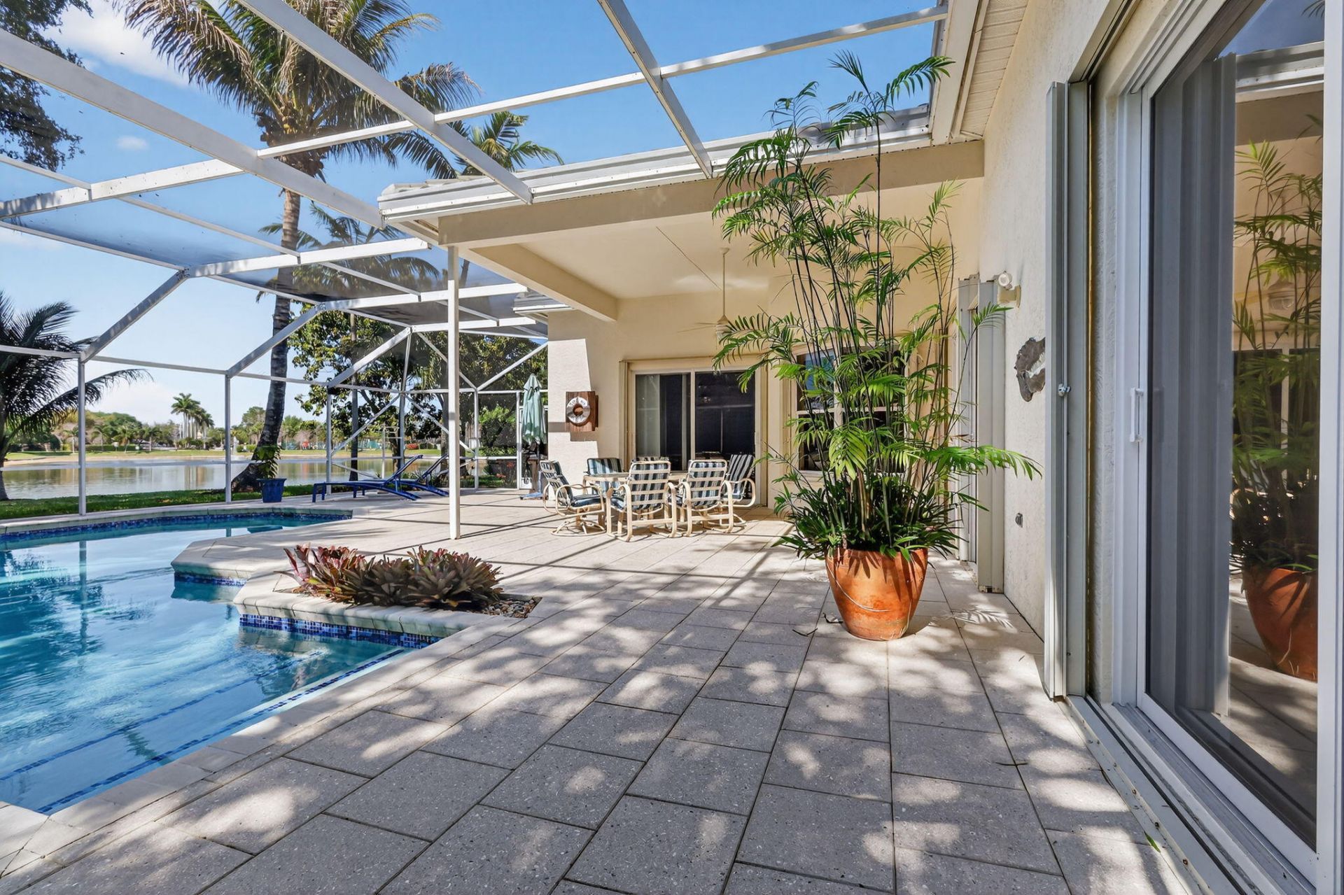 9239 Emily Circle, Lake Worth, FL 33467 Photo