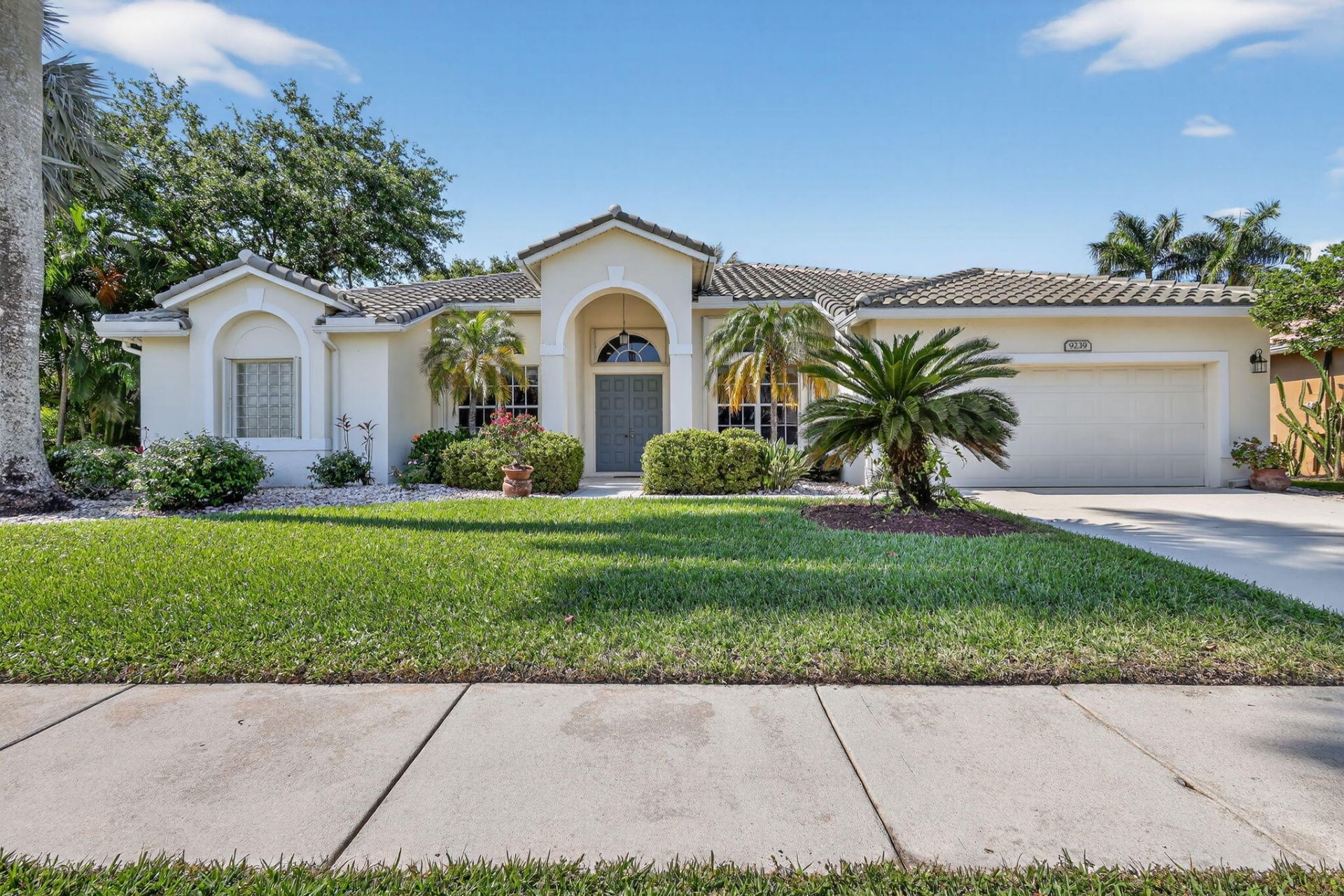 9239 Emily Circle, Lake Worth, FL 33467 Photo